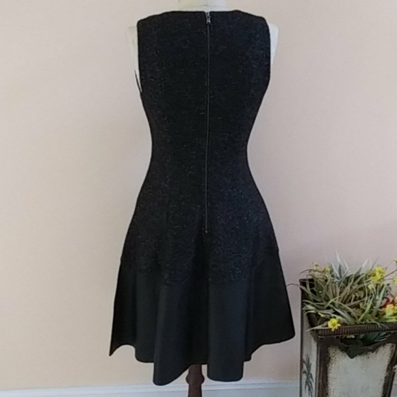 Sale ❤ Elegant Club Monaco Dress. - Picture 2 of 8